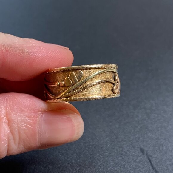 Men's 14KY Gold Butterfly Caterpillar Floral Design Cigar Band Ring Size 10.25 - Picture 8 of 16